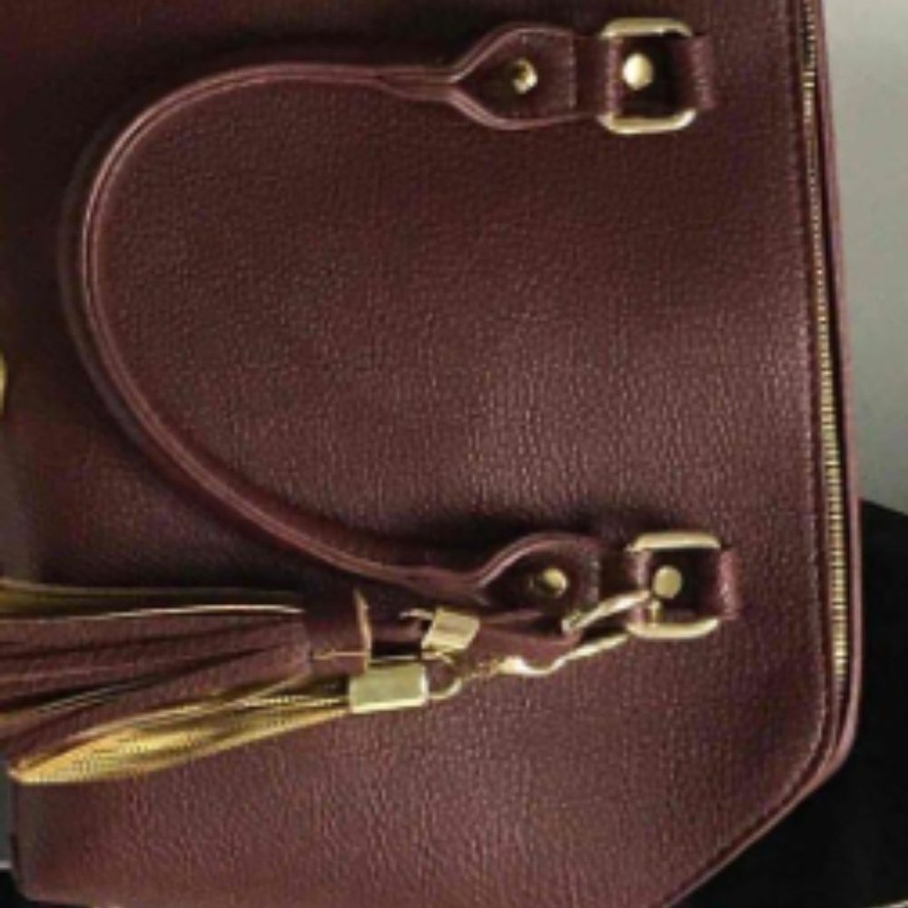 Charming Charlie Wine Wine Dark Pebble Purse Satchel With Adjustable Strap NWT - Picture 6 of 7